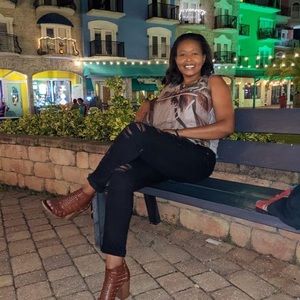 Meet your Posher, Wambi